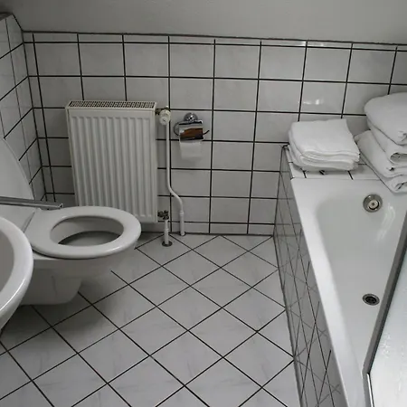 Modern Apartment Near Willingen With Private Terrace And Use Of Garden * Willingen (Upland)